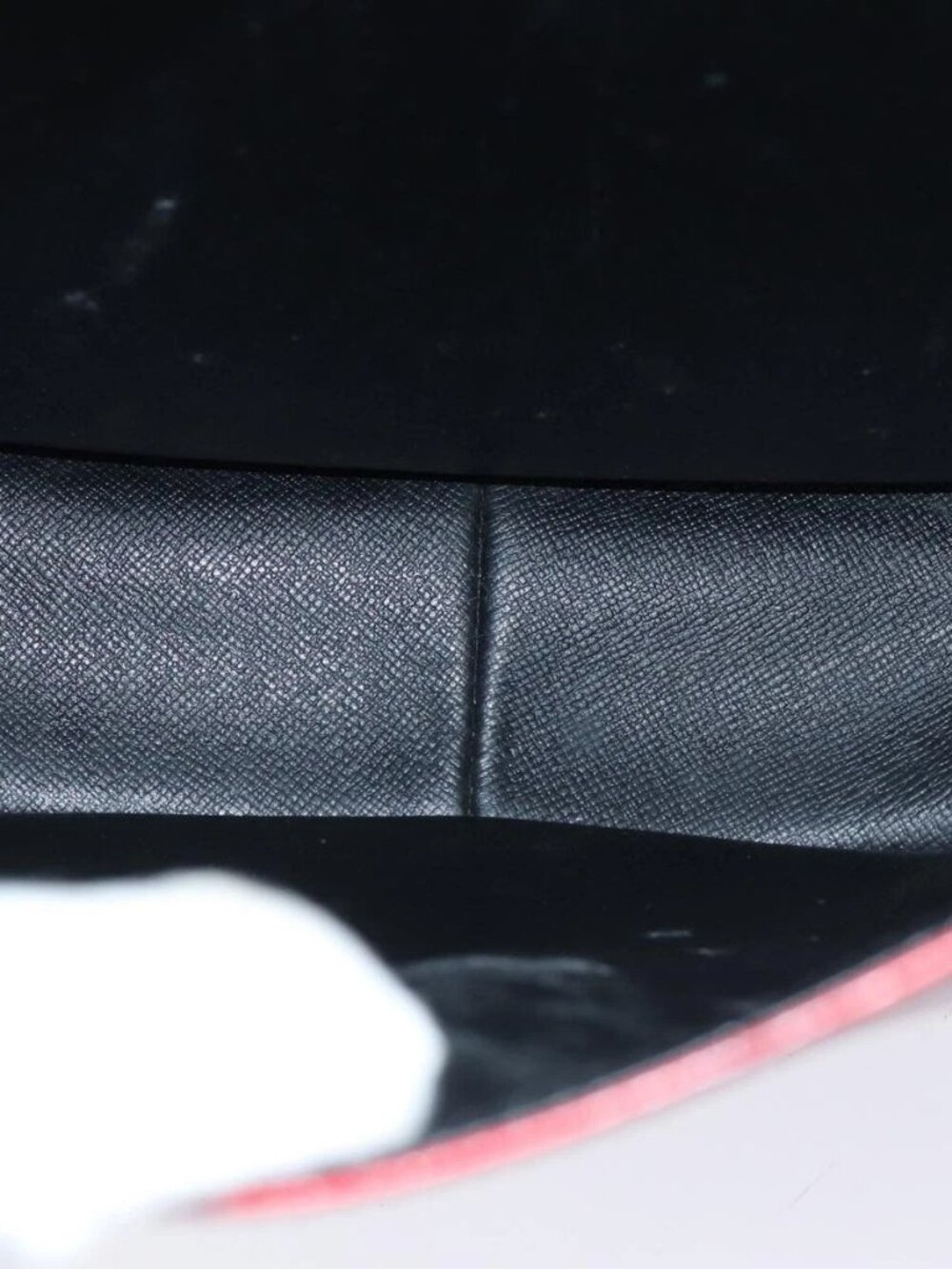 LOUIS VUITTON Epi Saint Cloud GM Shoulder Bag Red - Picture 10 of 16